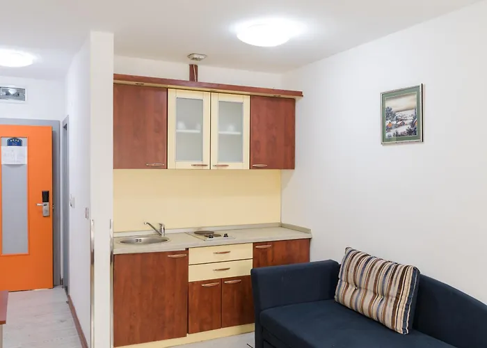 아파트 Sumadija 17 *