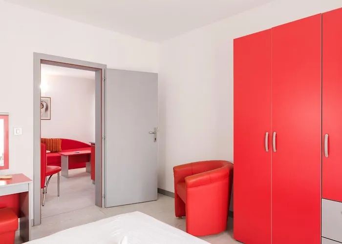 Sumadija 17 아파트 *